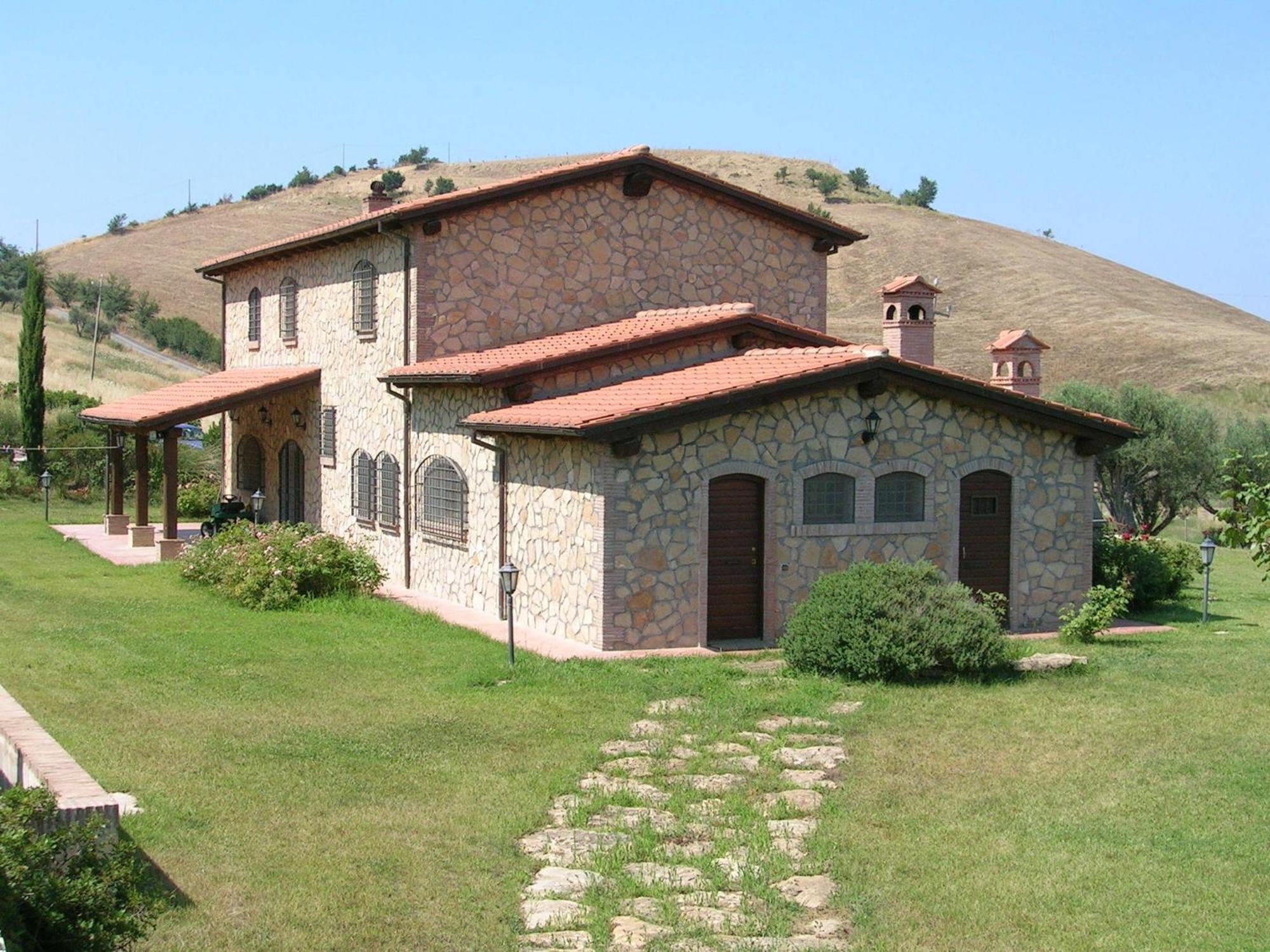 Casale Farnesiana B&B Tarquinia Exterior photo
