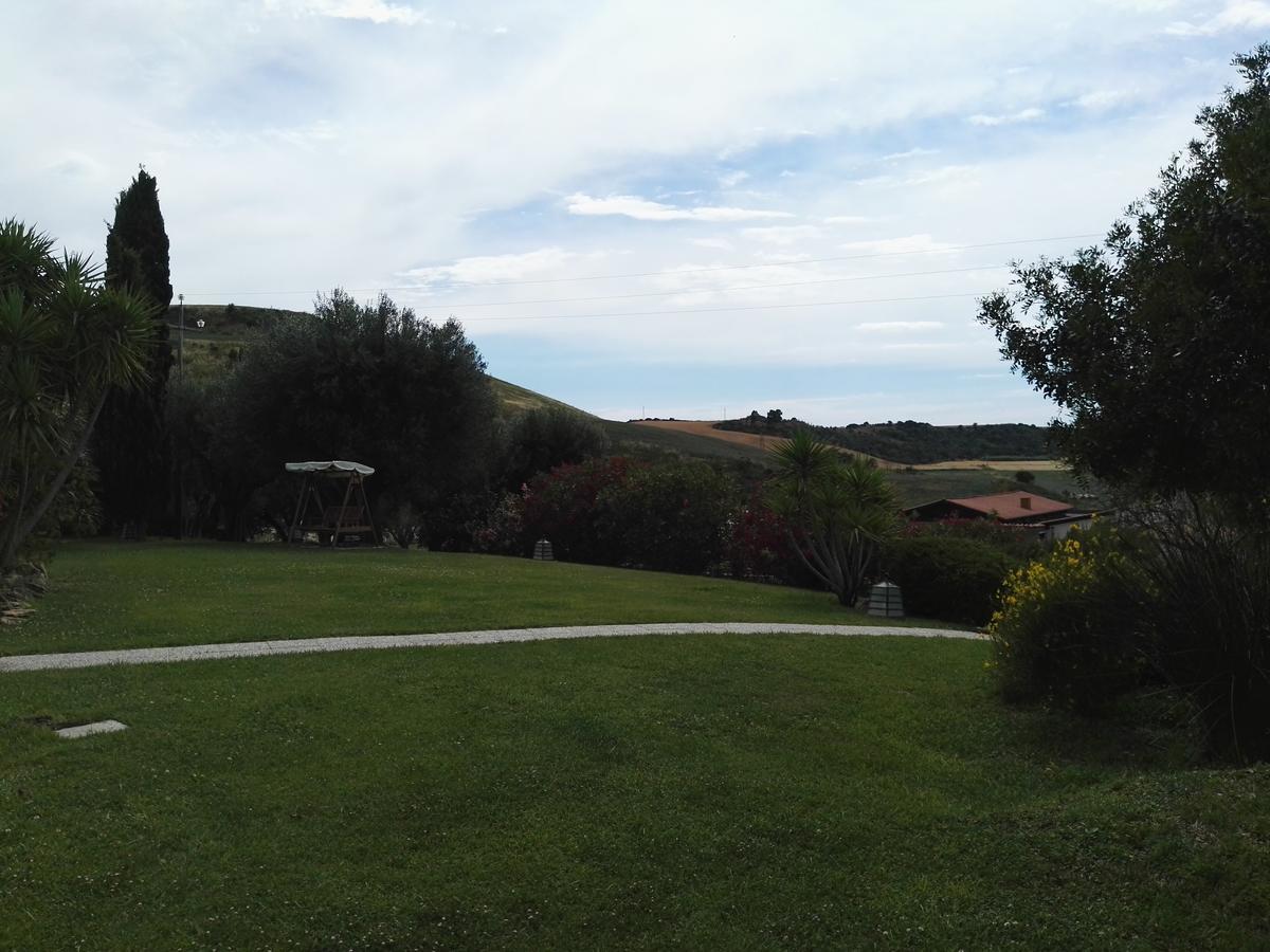 Casale Farnesiana B&B Tarquinia Exterior photo