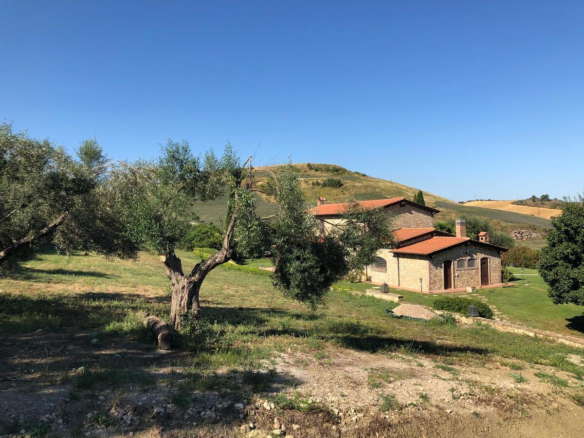 Casale Farnesiana B&B Tarquinia Exterior photo